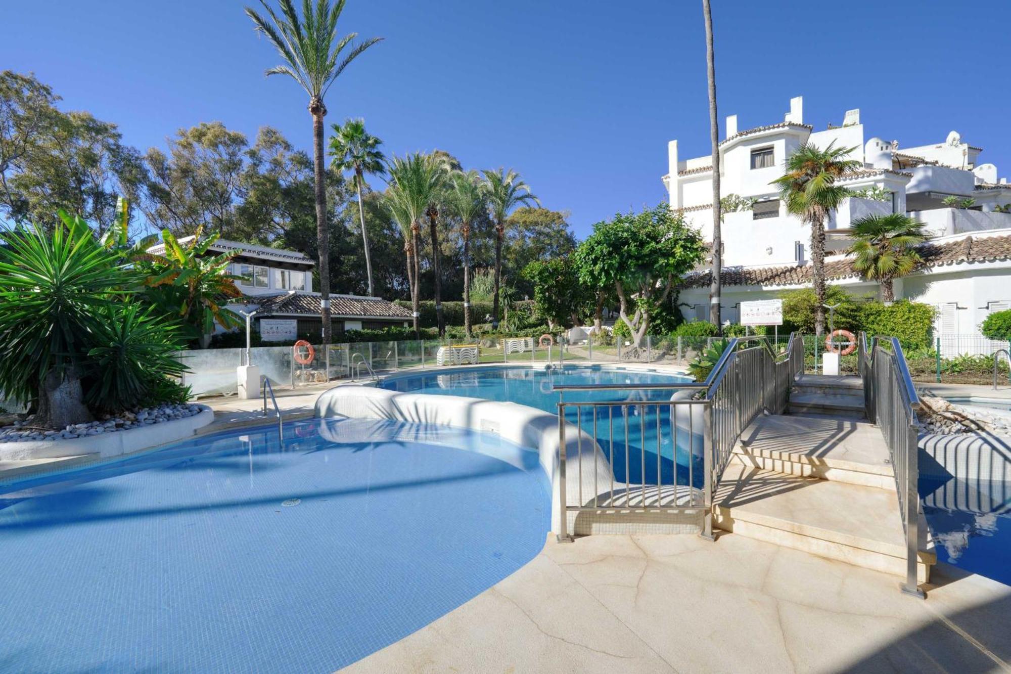 2038 Duplex Golden * Marbella
